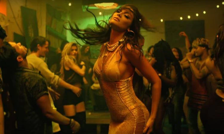 Kadr z teledysku "Despacito" Kadr z teledysku "Despacito"