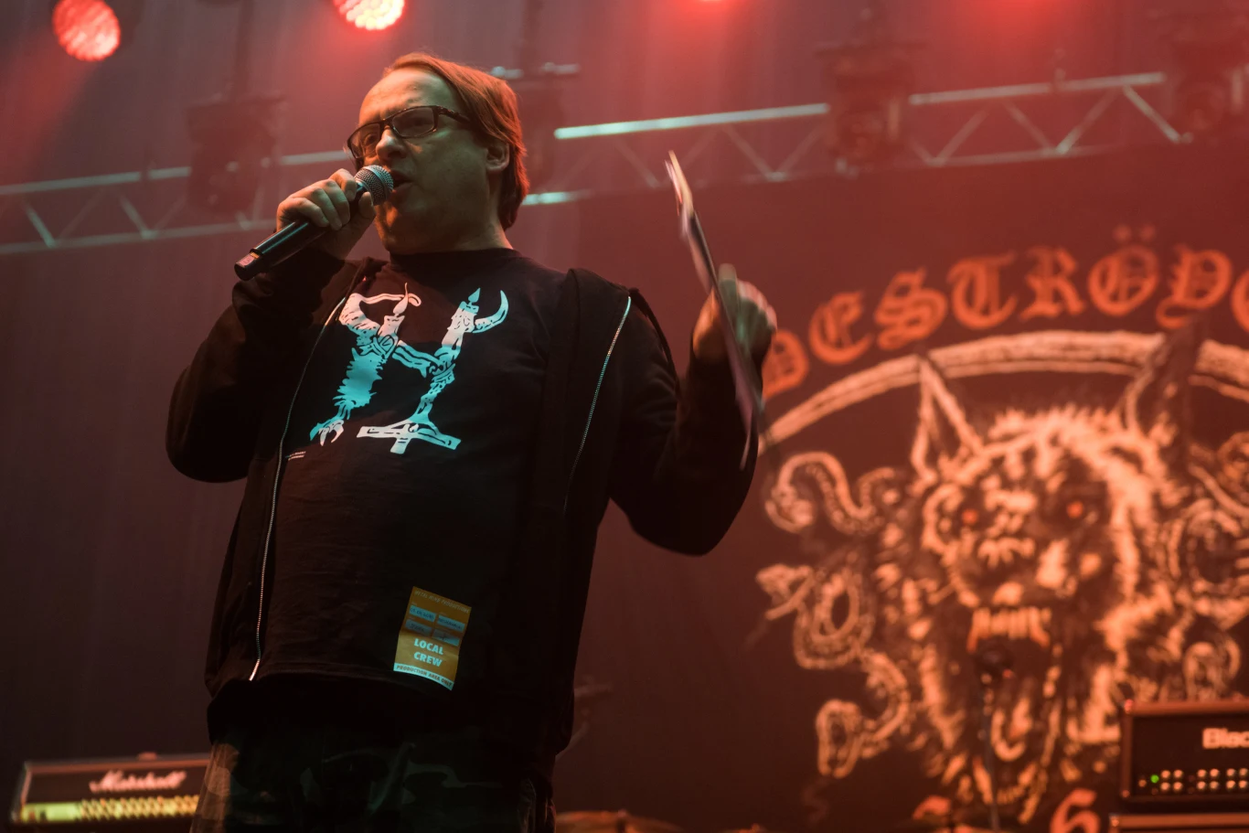 Zobacz zdjęcia z XXIV Metalmanii w katowickim Spodku - prowadzący koncerty Jarek Szubrycht