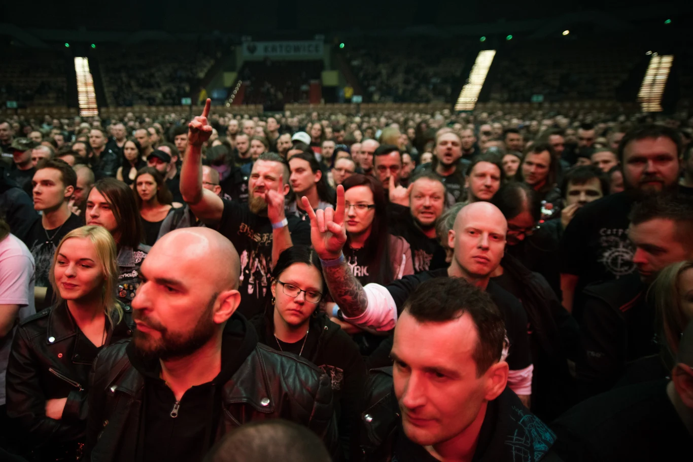 Zobacz zdjęcia publiczności podczas XXIV Metalmanii w katowickim Spodku
