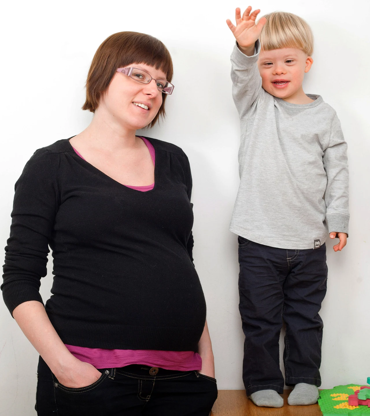 Kaja Godek podczas sesji zdjęciowej z synem Wojtkiem Kaja Godek podczas sesji zdjęciowej z synem Wojtkiem