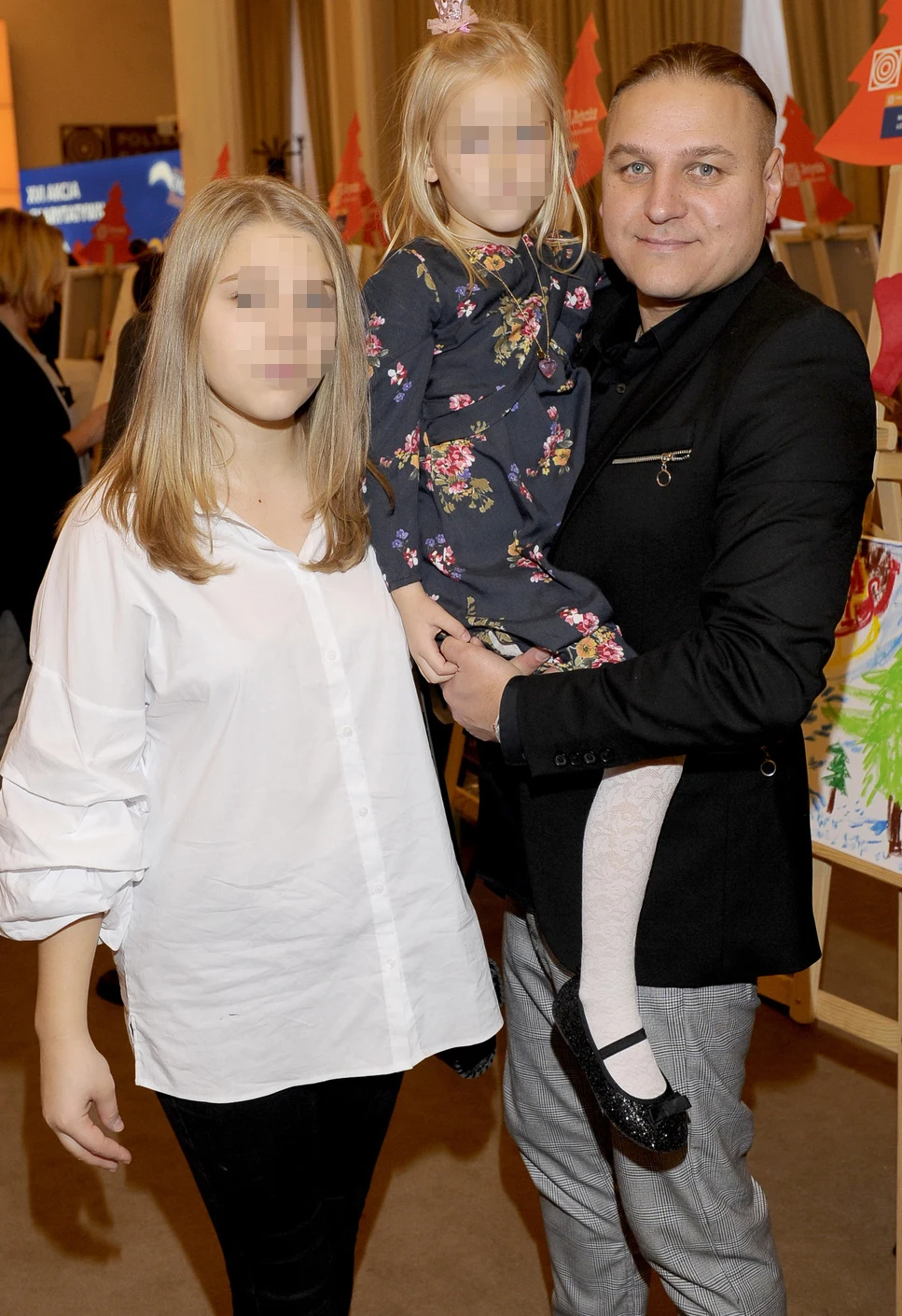 Paweł Golec z córkami, Mają i Anną