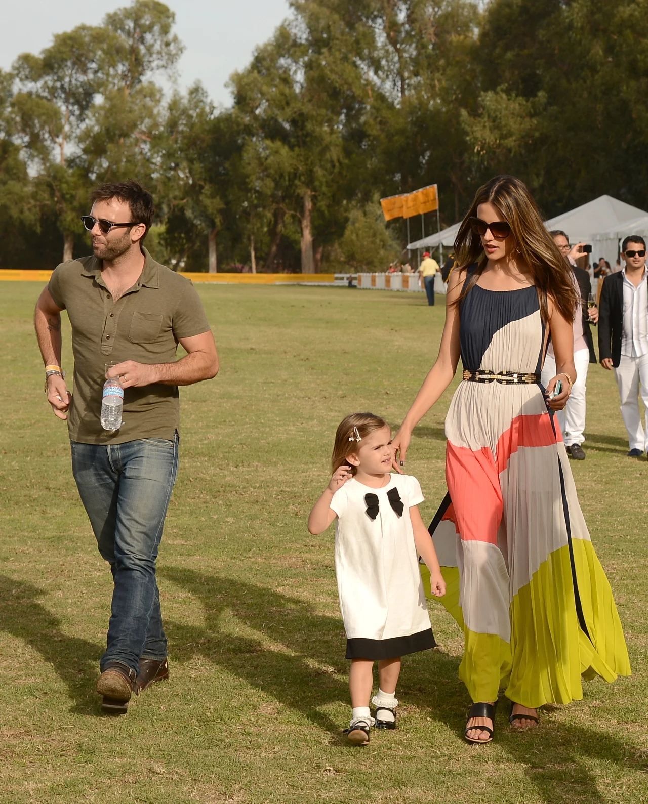 Ambrosio i Mazur z córką, 2012 rok Ambrosio i Mazur z córką, 2012 rok