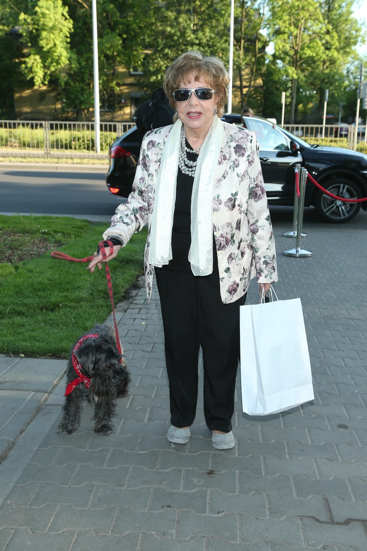 Zofia Czerwińska z ukochanym pieskiem, 2017 rok Zofia Czerwińska z ukochanym pieskiem, 2017 rok