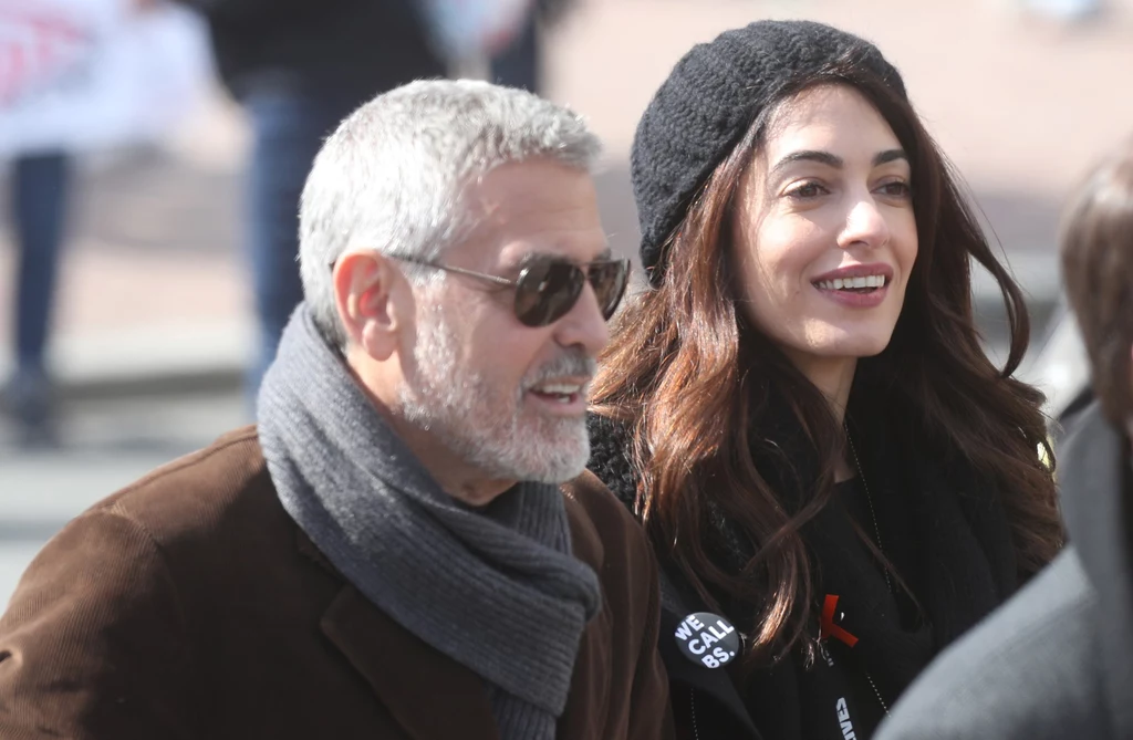Amal wraz z mężem pojawiła się na waszyngtońskiej demonstracji March for Our Lives