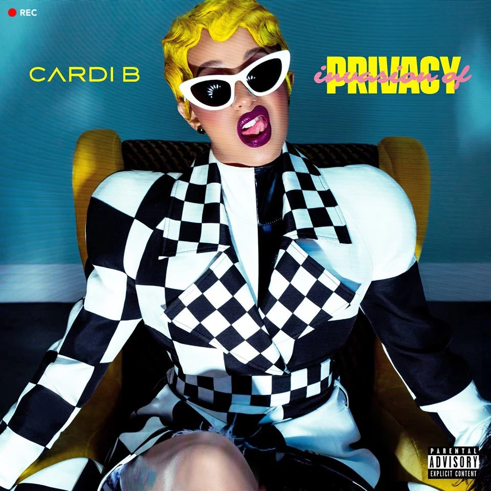 Cardi B na okładce płyty "Invasion of Privacy"