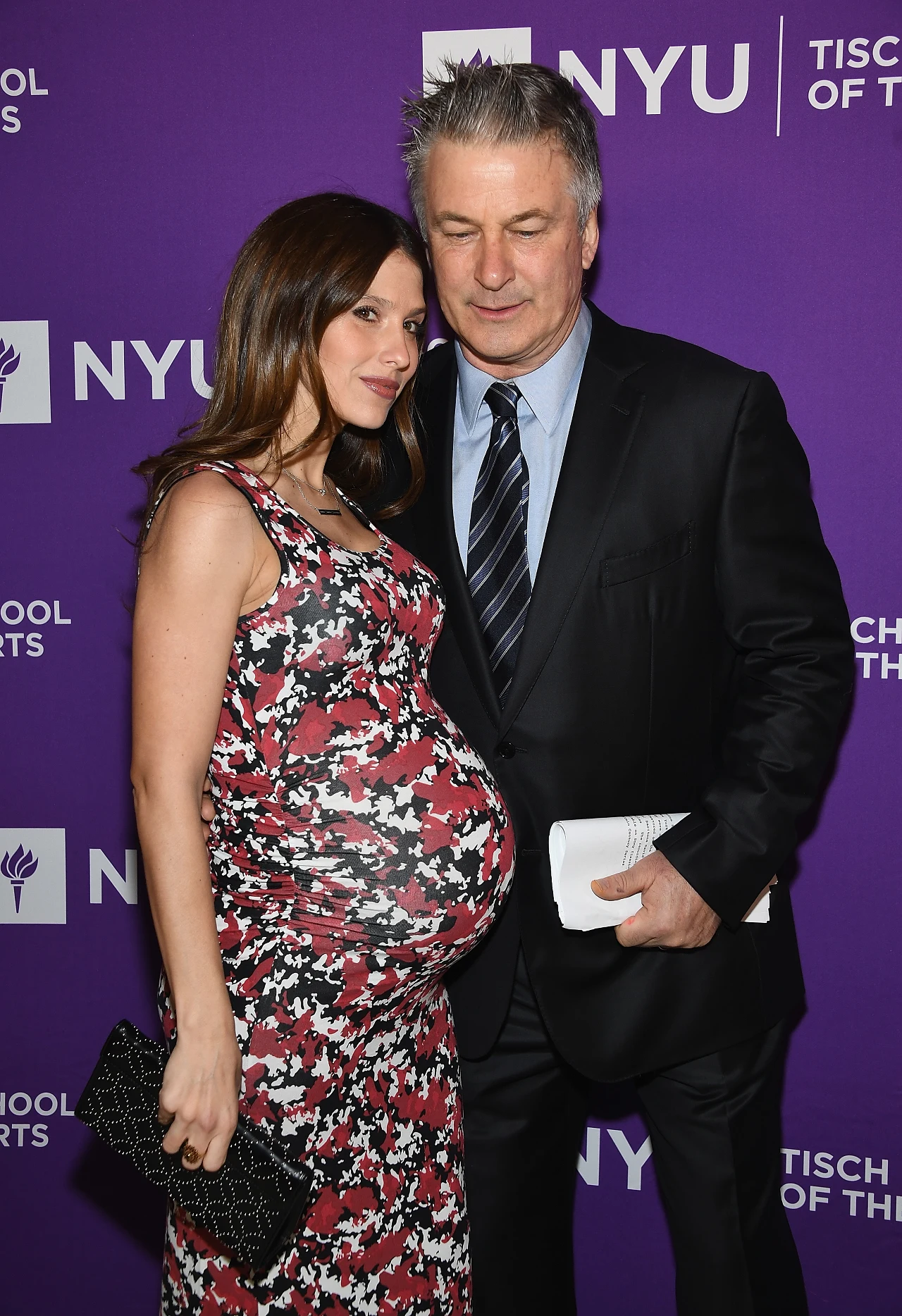 Brzuszek żony aktora jest już całkiem spory Brzuszek żony aktora jest już całkiem spory