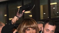 78-letnia Tina Turner po wielu latach sławy stara się unikać kontaktu z mediami, ale pojawiła się na pierwszym pokazie musicalu opartym na swoim życiu. 