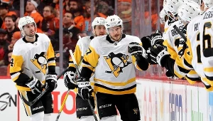 Sidney Crosby (na pierwszym planie)
