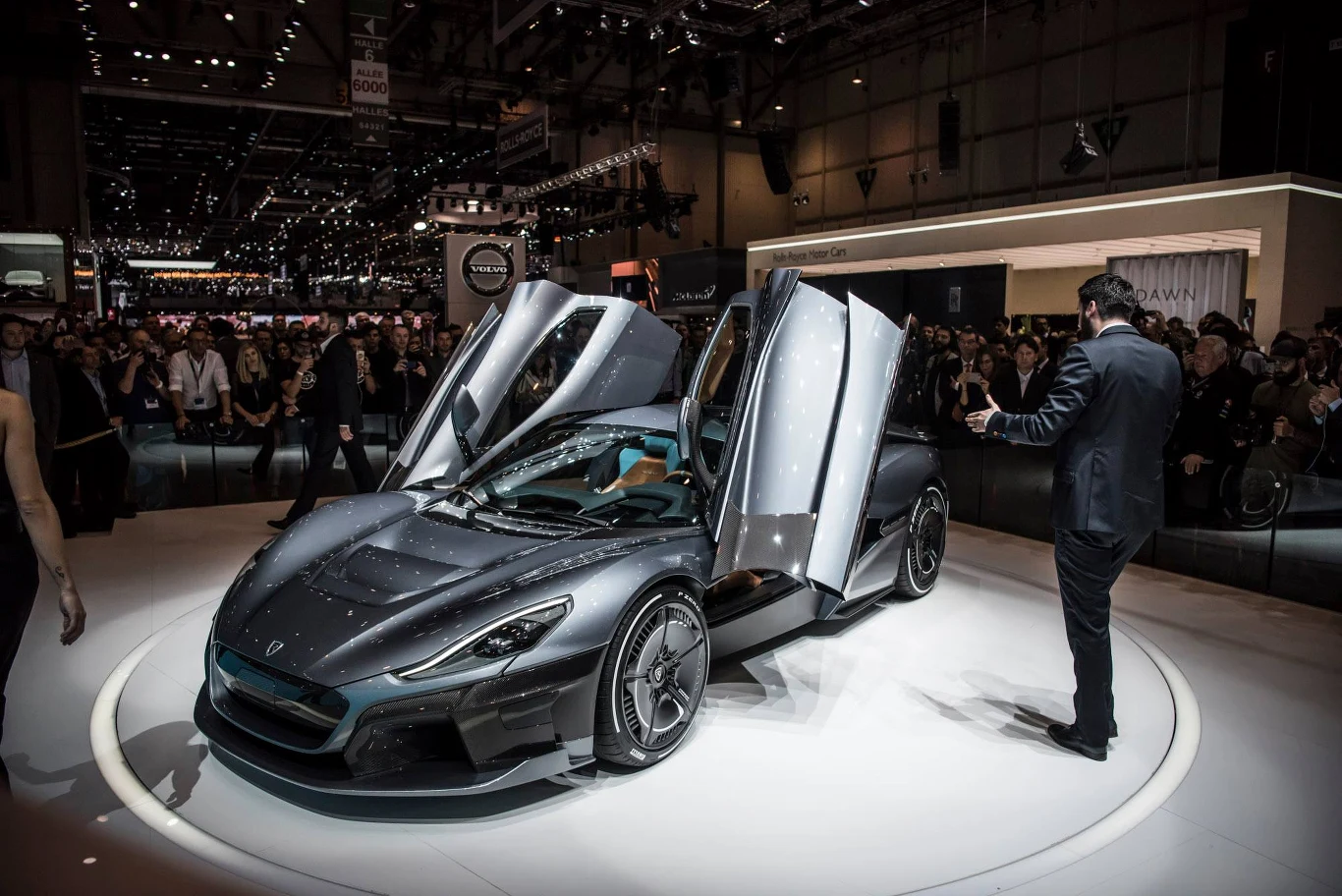 Rimac C_Two: Bałkański hipersamochód przyszłości - GeekWeek w INTERIA.PL