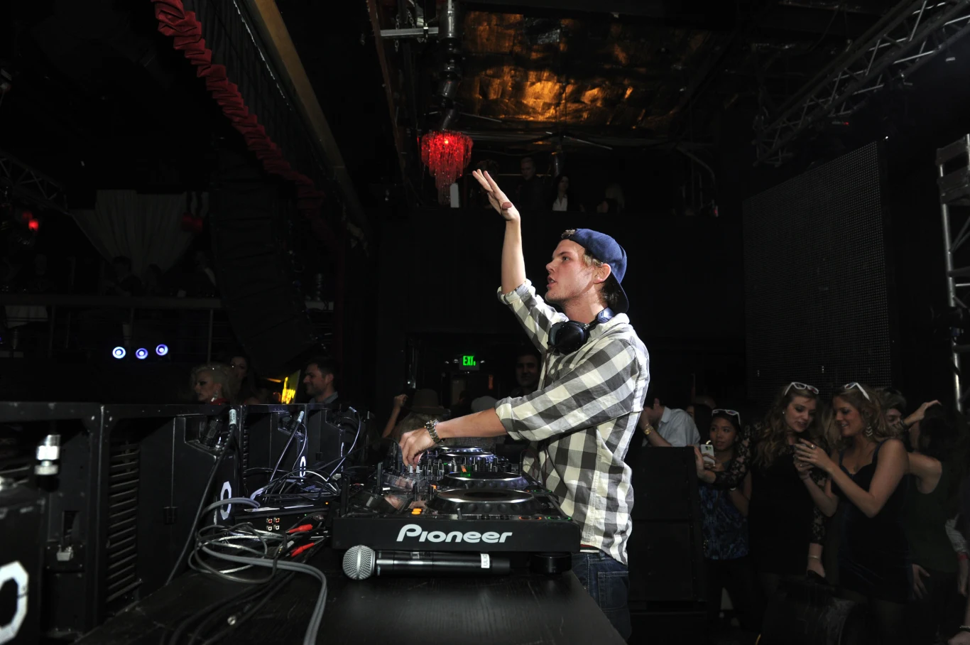 Avicii (1989 - 2018) Avicii (1989 - 2018)