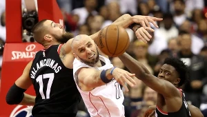 Marcin Gortat w meczu numer trzy z Toronto Raptors