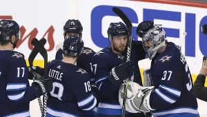 Hokeiści Winnipeg Jets mają powody do radości 