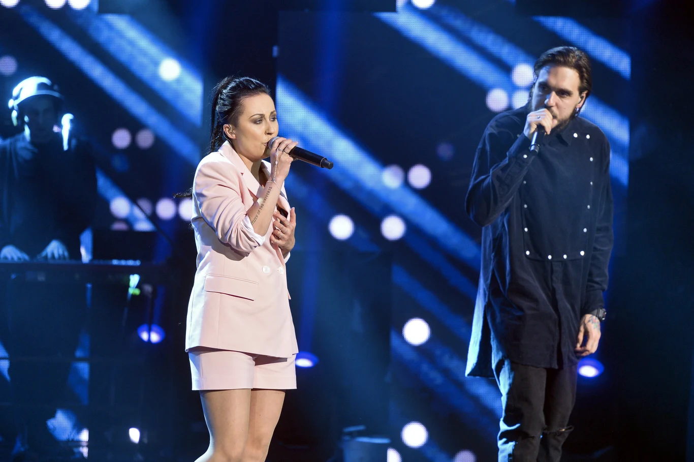 Zobacz zdjęcia z występów gwiazd na gali Fryderyki 2018 - Paulina Przybysz i Miuosh