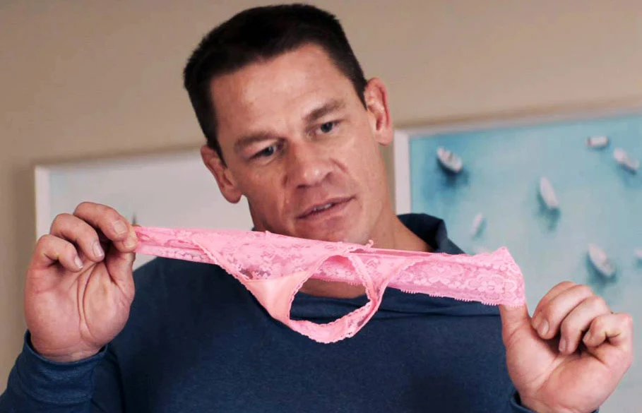 John Cena w roli "strażnika cnoty"