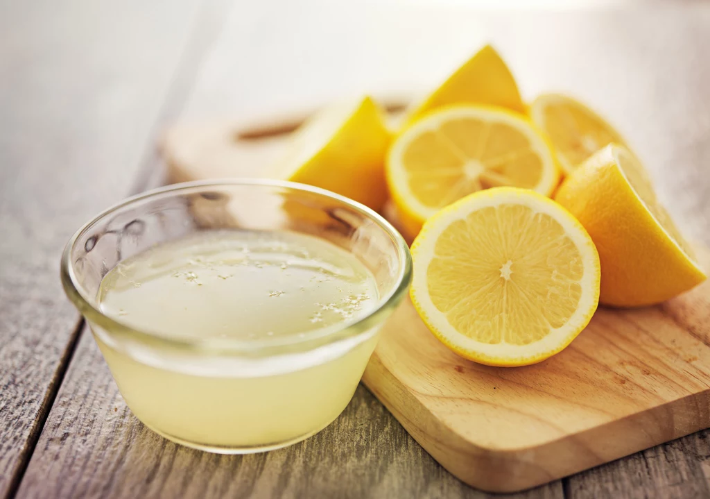 Pij codziennie na czczo sok z cytryny - zregeneruje wątrobę. 