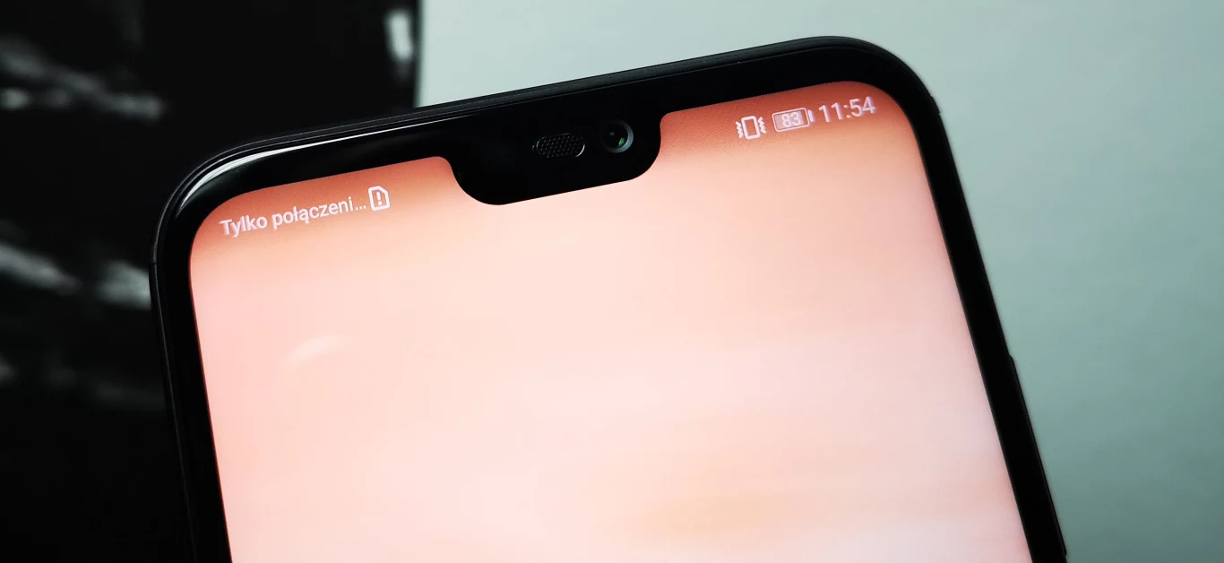 Huawei P20 lite - wycięcie, czyli "notch" Huawei P20 lite - wycięcie, czyli "notch"