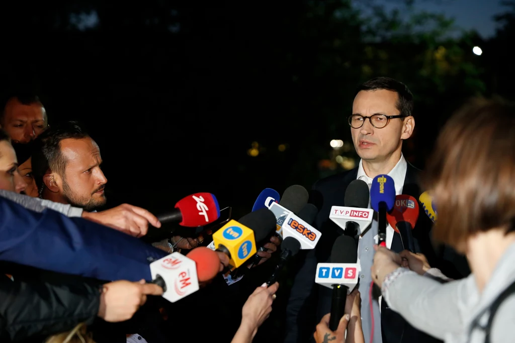 Premier Mateusz Morawiecki podczas konferencji prasowej w kopalni Borynia-Zofiówka-Jastrzębie Premier Mateusz Morawiecki podczas konferencji prasowej w kopalni Borynia-Zofiówka-Jastrzębie