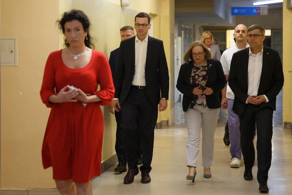 Premier Mateusz Morawiecki w szpitalu, do którego przewieziono poszkodowanych górników Premier Mateusz Morawiecki w szpitalu, do którego przewieziono poszkodowanych górników