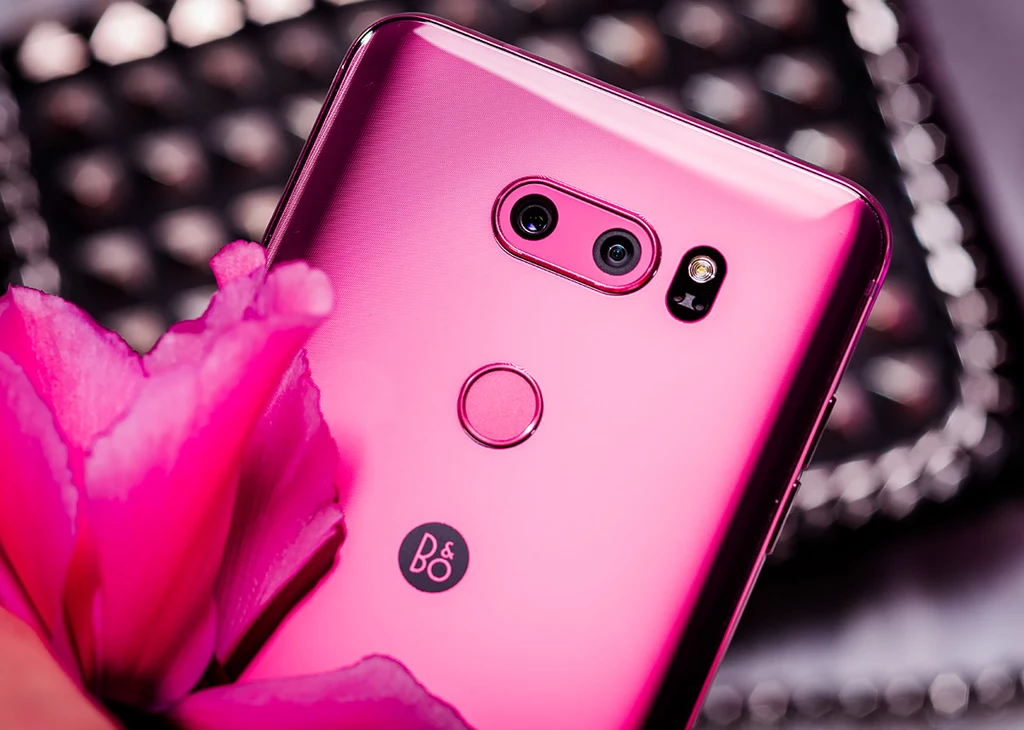 LG V30 Raspberry Rose