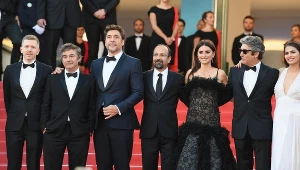 Tegoroczną imprezę otworzył nowy film Ashgara Farhadiego (w środku)