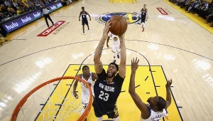 Anthony Davis (nr 23) z New Orleans Pelicans