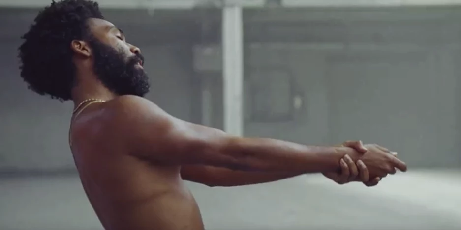 Childish Gambino w teledysku "This Is America"