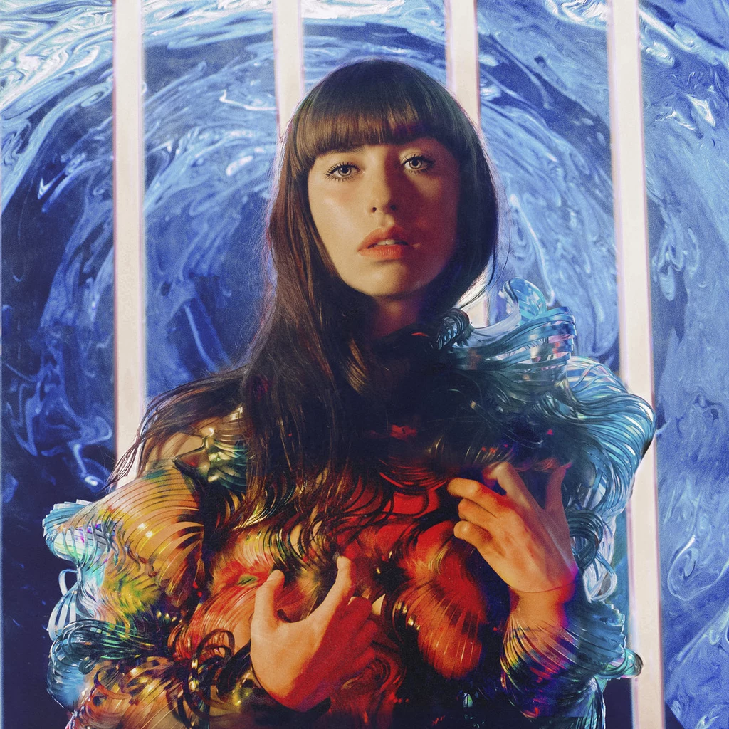 Kimbra na okładce płyty "Primal Heart"