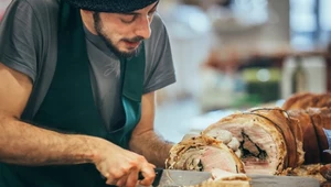 Męskie grillowanie. Porchetta, czyli wieprzowa rolada