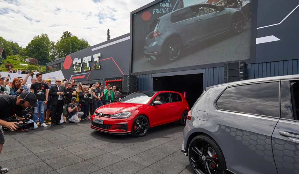 Volkswagen Golf GTI TCR Concept