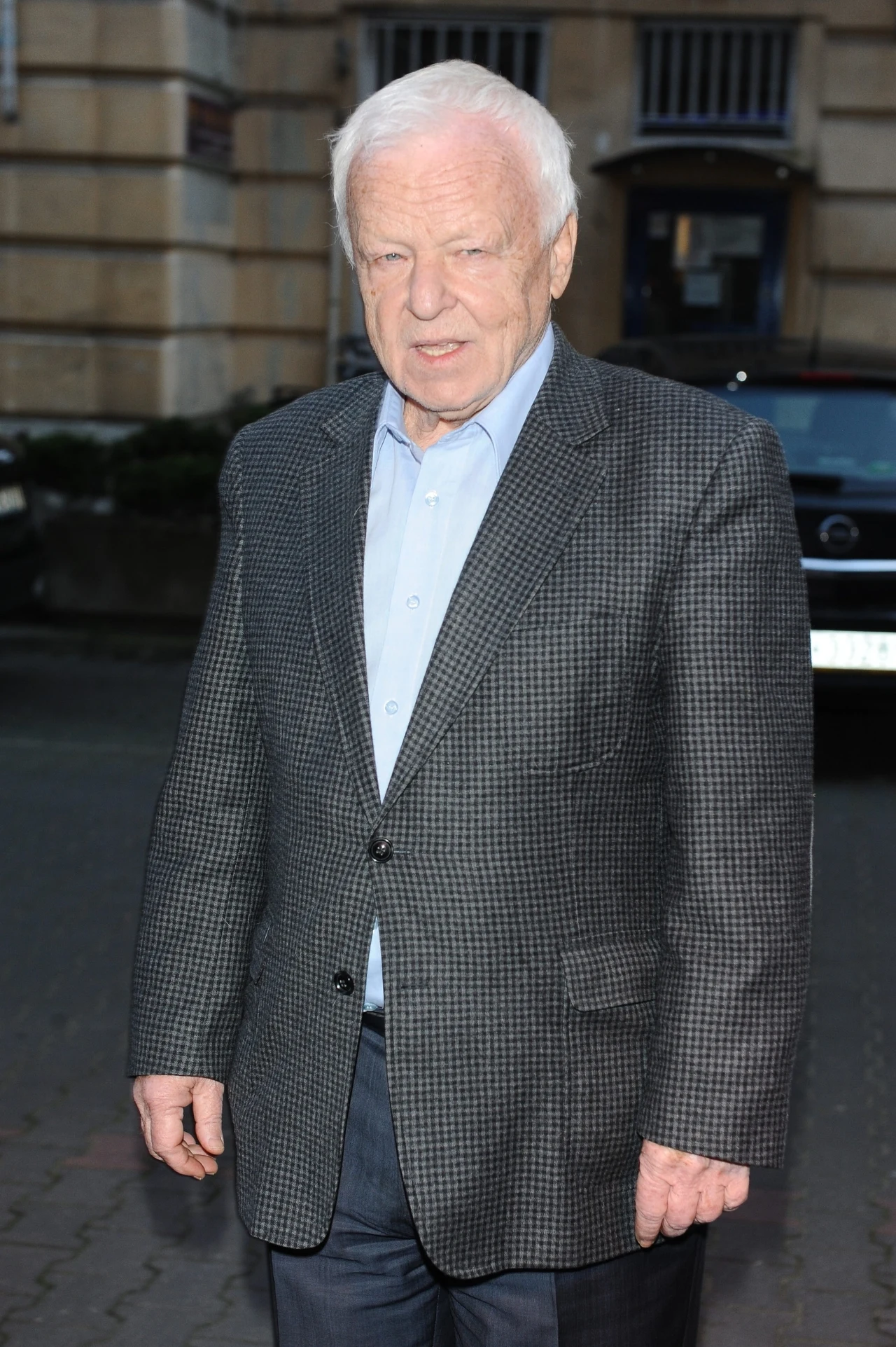 Marian Opania Marian Opania