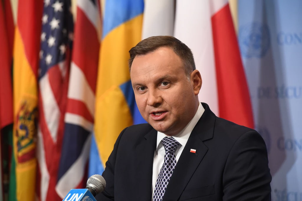 Prezydent Andrzej Duda (n/z) podczas debaty otwartej wysokiego szczebla nt. roli prawa międzynarodowego w utrzymaniu międzynarodowego pokoju i bezpieczeństwa w siedzibie ONZ w Nowym Jorku Prezydent Andrzej Duda (n/z) podczas debaty otwartej wysokiego szczebla nt. roli prawa międzynarodowego w utrzymaniu międzynarodowego pokoju i bezpieczeństwa w siedzibie ONZ w Nowym Jorku