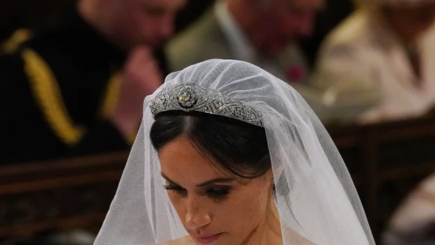 Niezwykle skromna i elegancka suknia Meghan