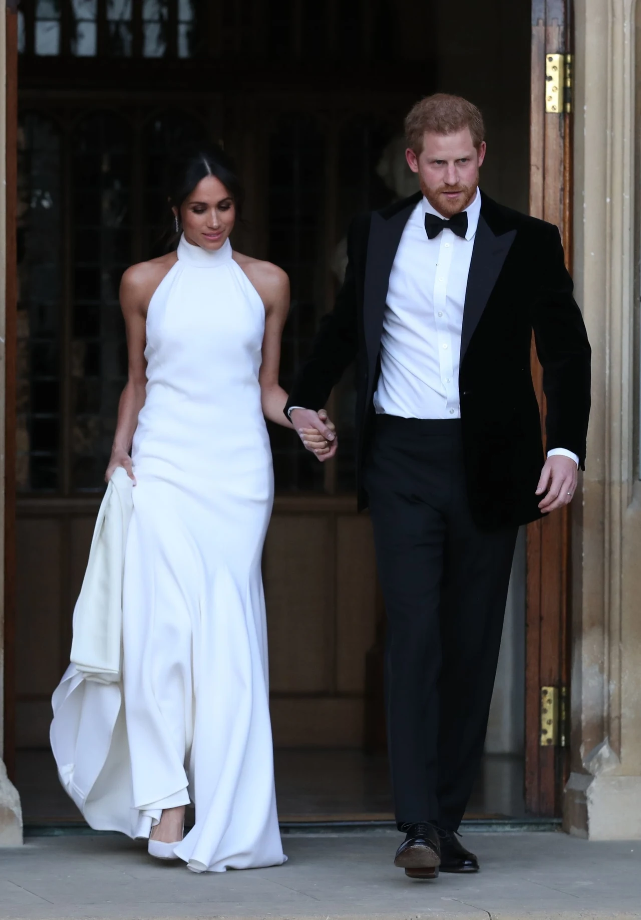 Meghan Markle i książę Harry w strojach niczym z filmów o Bondzie Meghan Markle i książę Harry w strojach niczym z filmów o Bondzie