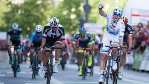 Kolarstwo. Doping mózgu. Wyzwanie dla nowego szefa WADA