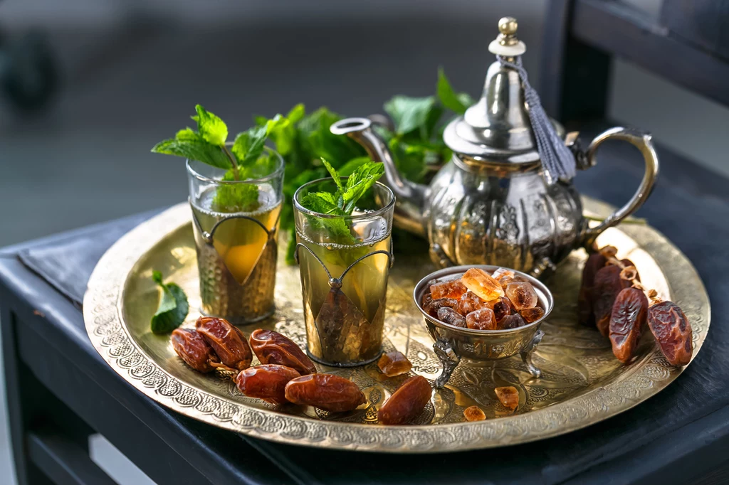 Każdy turysta powinien spróbować tunezyjskiej herbaty miętowej