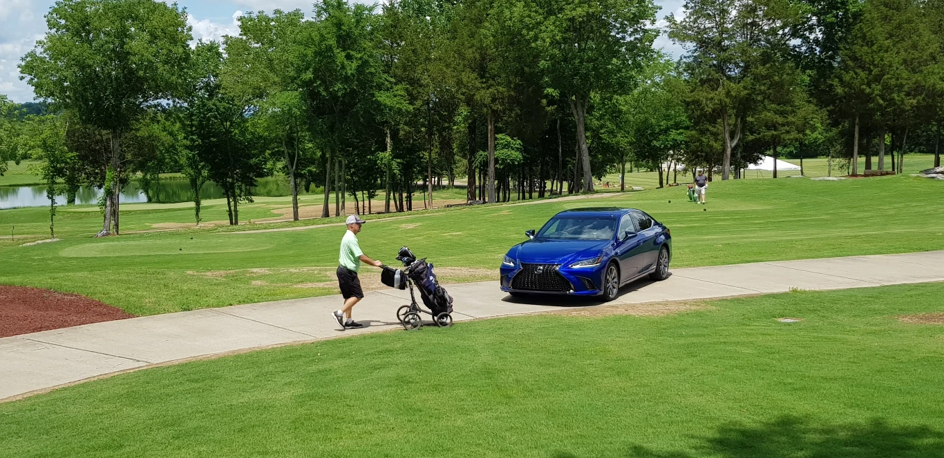 Lexus ES