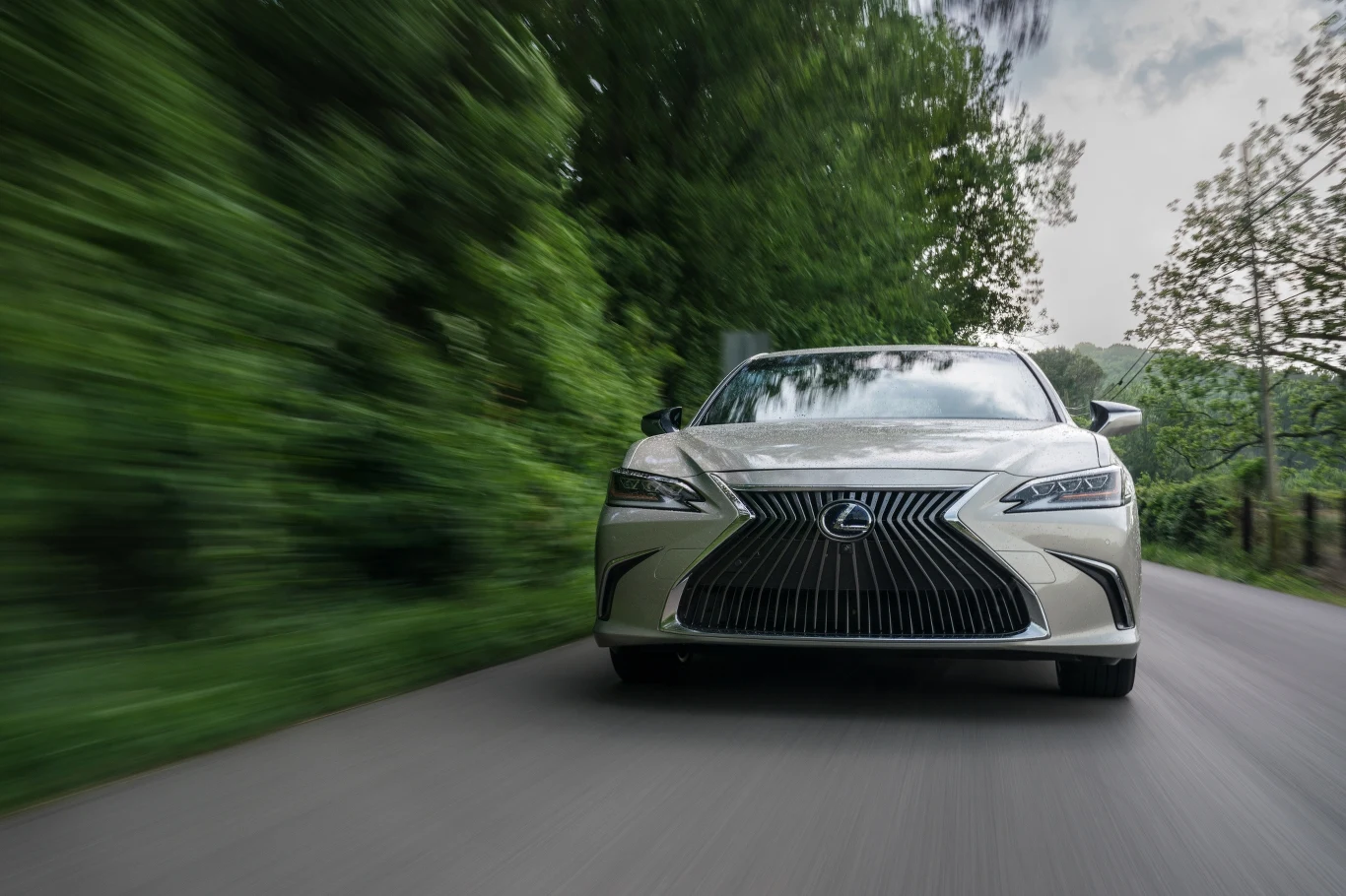 Lexus ES