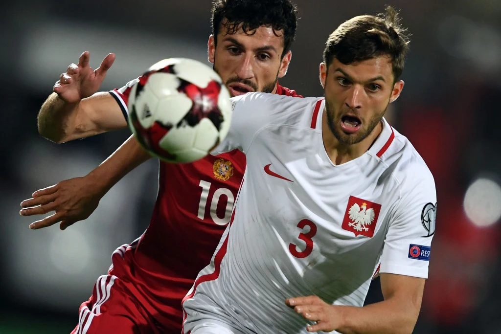 Bartosz Bereszyński w barwach reprezentacji Polski Bartosz Bereszyński w barwach reprezentacji Polski