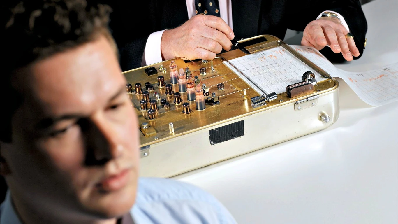 Nie jestem Bogiem. Zawsze jestem ostrożny w formułowaniu opinii - mówi ekspert od badań wariografem, Jacek Bieńkuński Nie jestem Bogiem. Zawsze jestem ostrożny w formułowaniu opinii - mówi ekspert od badań wariografem, Jacek Bieńkuński