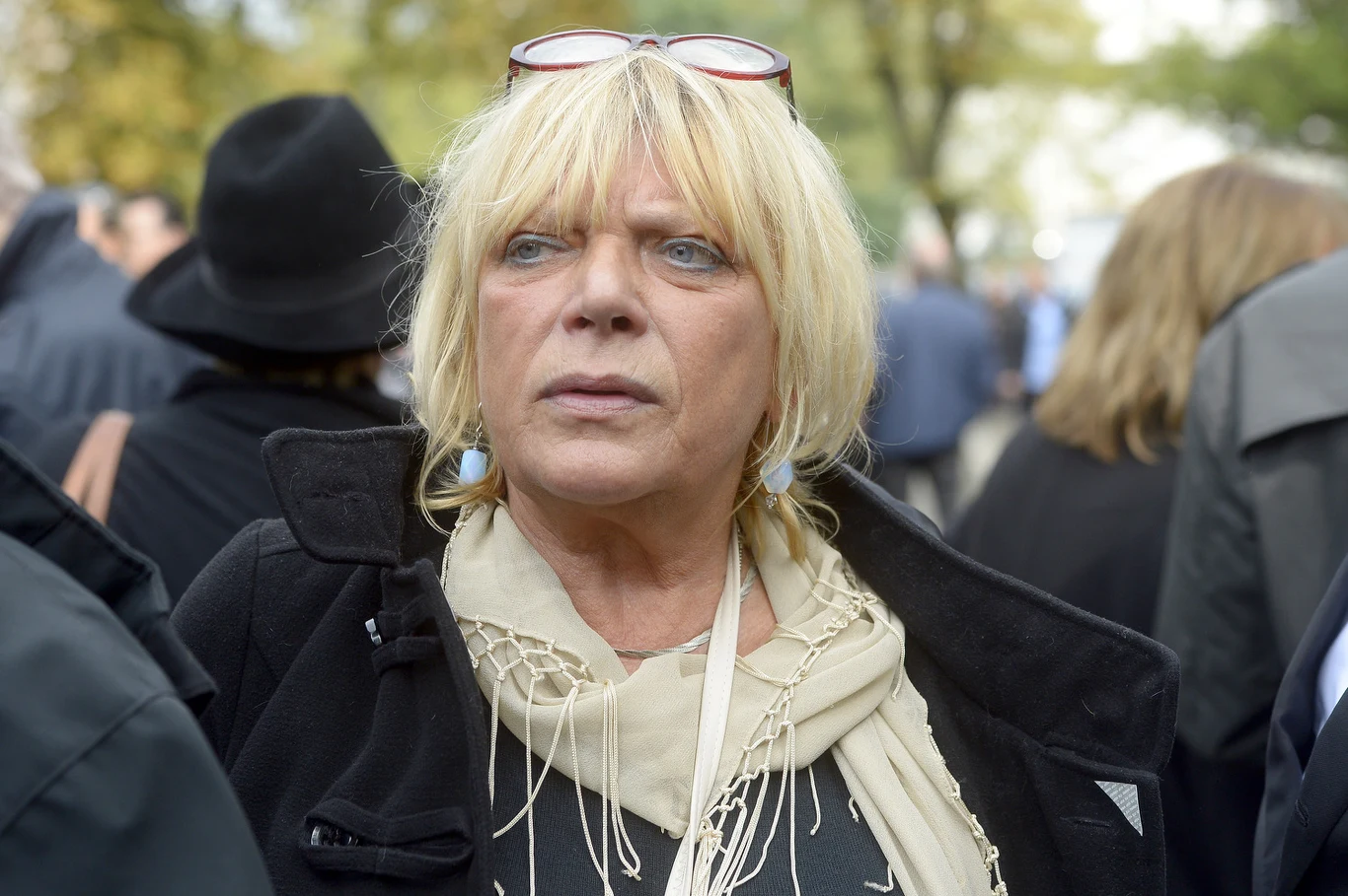 W 2001 r. działalność rozpoczęła Fundacja Doroty Stalińskiej Nadzieja, której cel stanowi podejmowanie i finansowanie działań w celu zapobiegania wypadkom drogowym oraz niesienie pomocy ich ofiarom.  

"W 1998 r. cudem przeżyłam straszny wypadek na jednej z wylotowych dróg Warszawy w Sękocinie (koło Magdalenki). Na tym skrzyżowaniu wcześniej zginęło bardzo wiele osób i wiele osób zostało okaleczonych. I wtedy przysięgłam Bogu, że skoro mnie ocalił, ja zrobię wszystko, by ocalić innych. Po trzech latach starań w 2001 r. otworzyłam oficjalnie Fundację" - tłumaczyła aktorka.