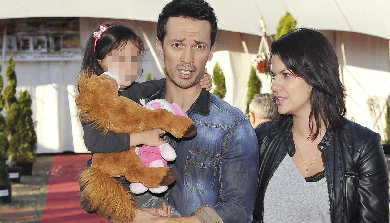 Rafał Cieszyński z żoną Alżbetą Lenską i córką Zosią Rafał Cieszyński z żoną Alżbetą Lenską i córką Zosią