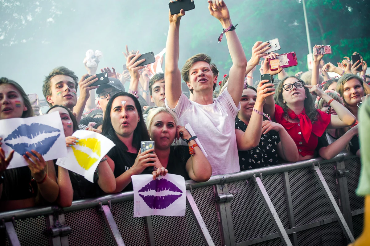 Publiczność podczas pierwszego dnia Orange Warsaw Festival 2018