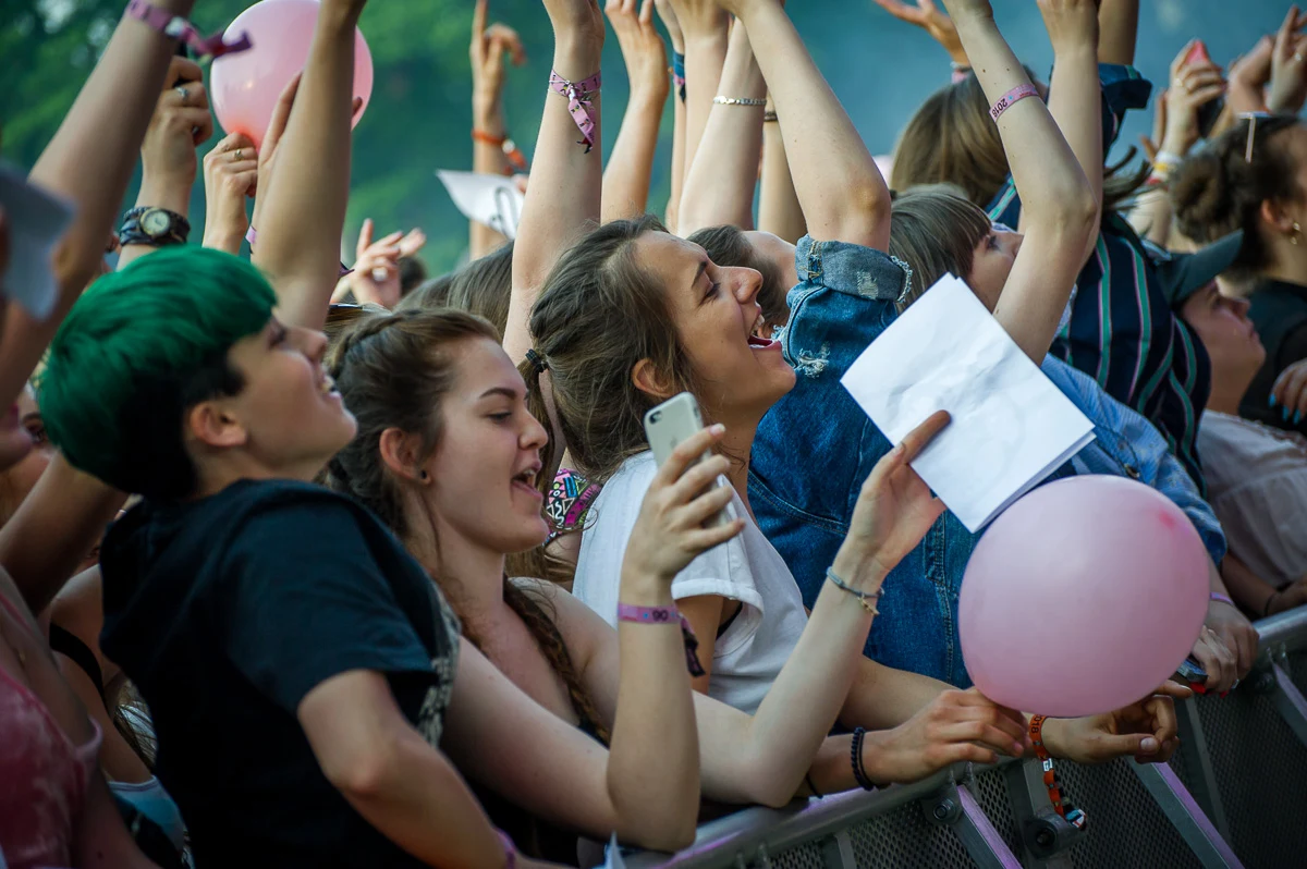 Publiczność podczas pierwszego dnia Orange Warsaw Festival 2018
