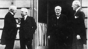 Od prawej: prezydent USA Thomas Woodrow Wilson, premier Francji Georges Clemenceau, premier Włoch Wittorio Orlando, premier Anglii George David Lloyd.