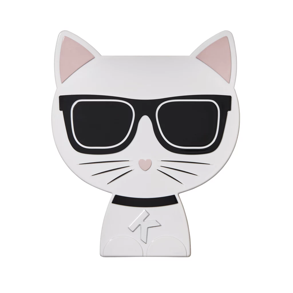 CHOUPETTE COLLECTABLE EYESHADOW PALETTE to paleta cieni o różnej strukturze i konsystencji, w tym wysoko nasyconych matowych, chromowanych perłowych i metalicznych cieni 3D. CHOUPETTE COLLECTABLE EYESHADOW PALETTE to paleta cieni o różnej strukturze i konsystencji, w tym wysoko nasyconych matowych, chromowanych perłowych i metalicznych cieni 3D.