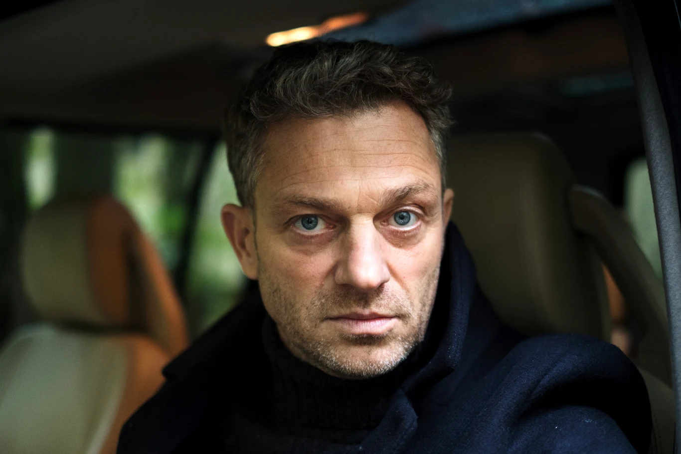 "Nielegalni": Grzegorz Damięcki jako Konrad Wolski
