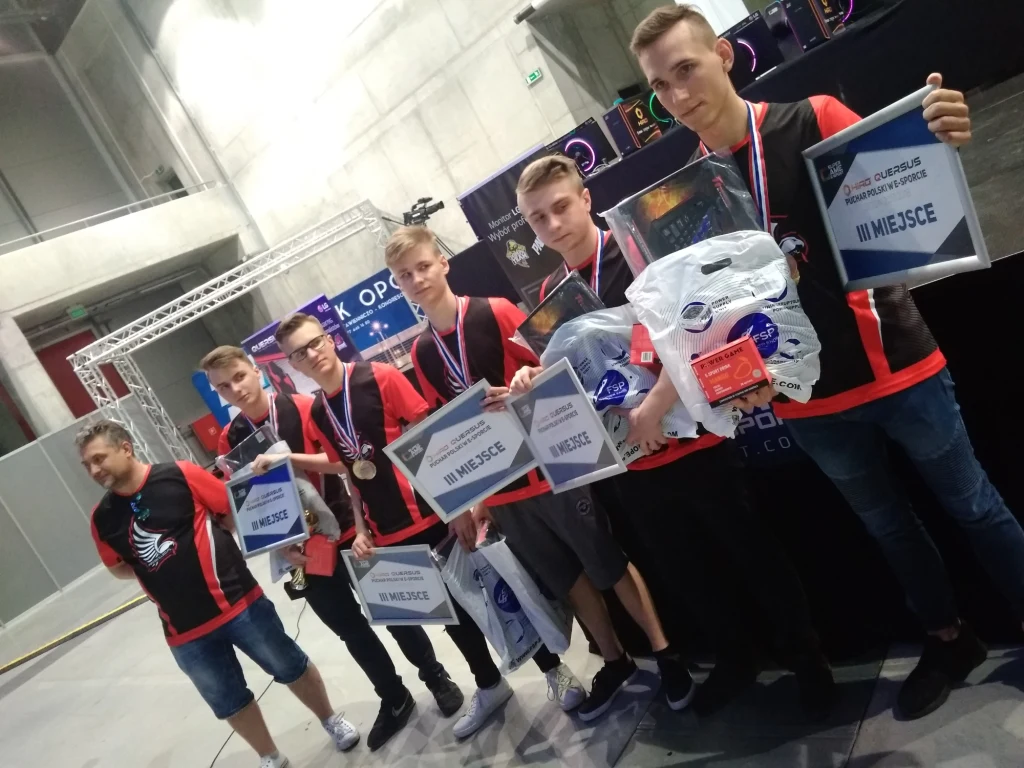 Super Game e-sport Super Game e-sport