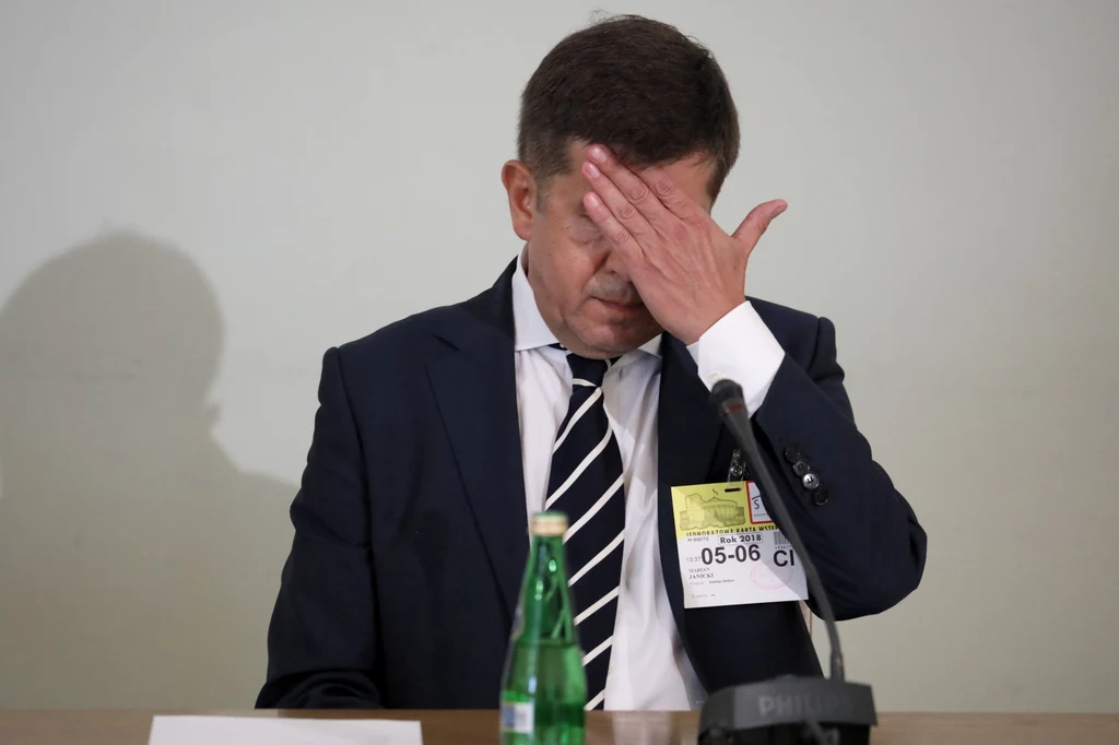 Były szef Biura Ochrony Rządu Marian Janicki podczas przesłuchania przez sejmową komisję śledczą ds. Amber Gold.