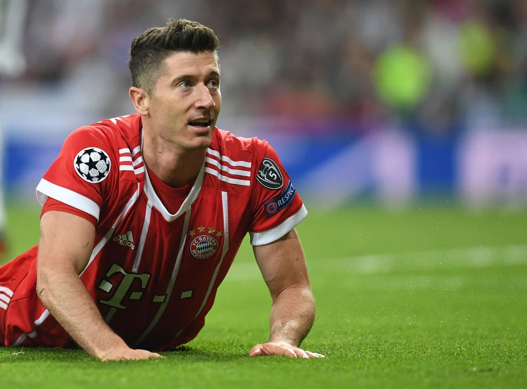 Robert Lewandowski wypatruje transferu?