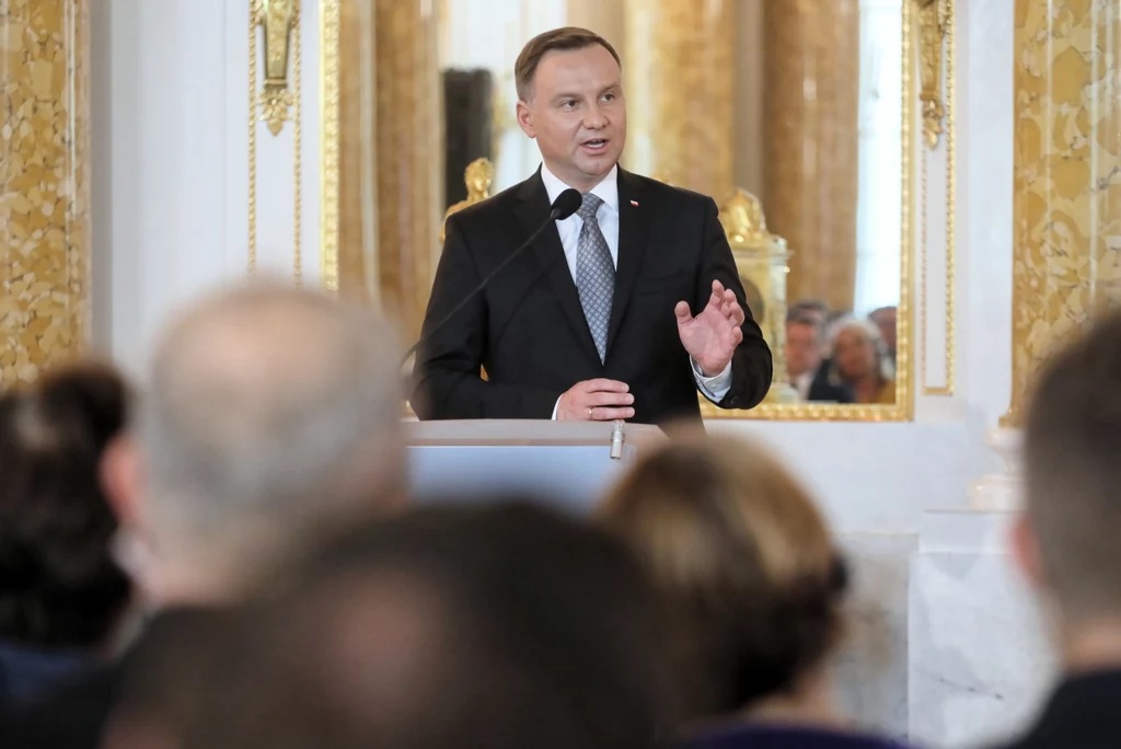 Prezydent Polski Andrzej Duda przemawia podczas konferencji „Polska i Niemcy w Europie” Prezydent Polski Andrzej Duda przemawia podczas konferencji „Polska i Niemcy w Europie”